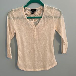 Rue 21 off-white t-shirt